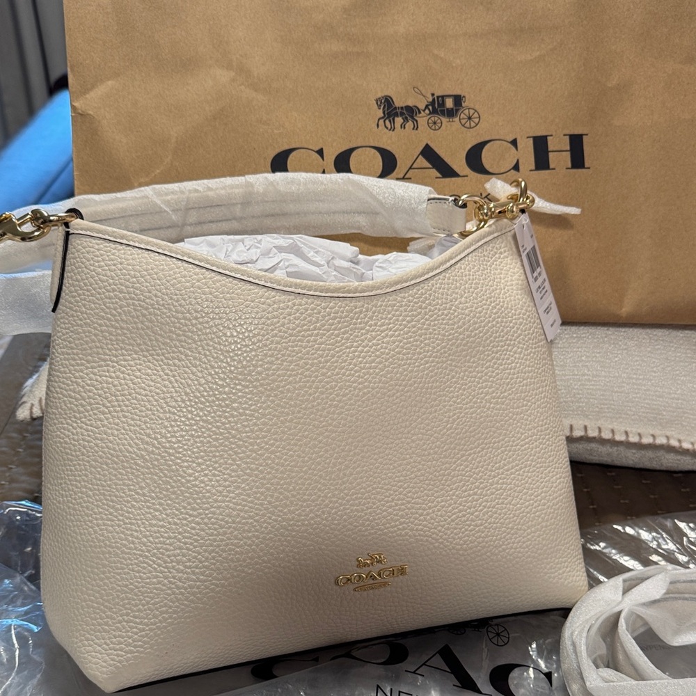 Coach Off-White Leather Shoulder Bag